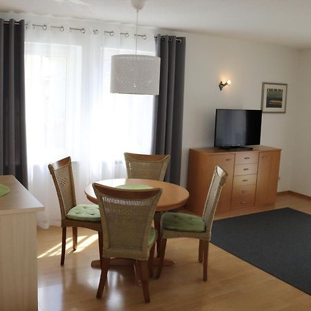 Gästehaus Mäder Am Hafen Uhldingen-Mühlhofen Zimmer foto