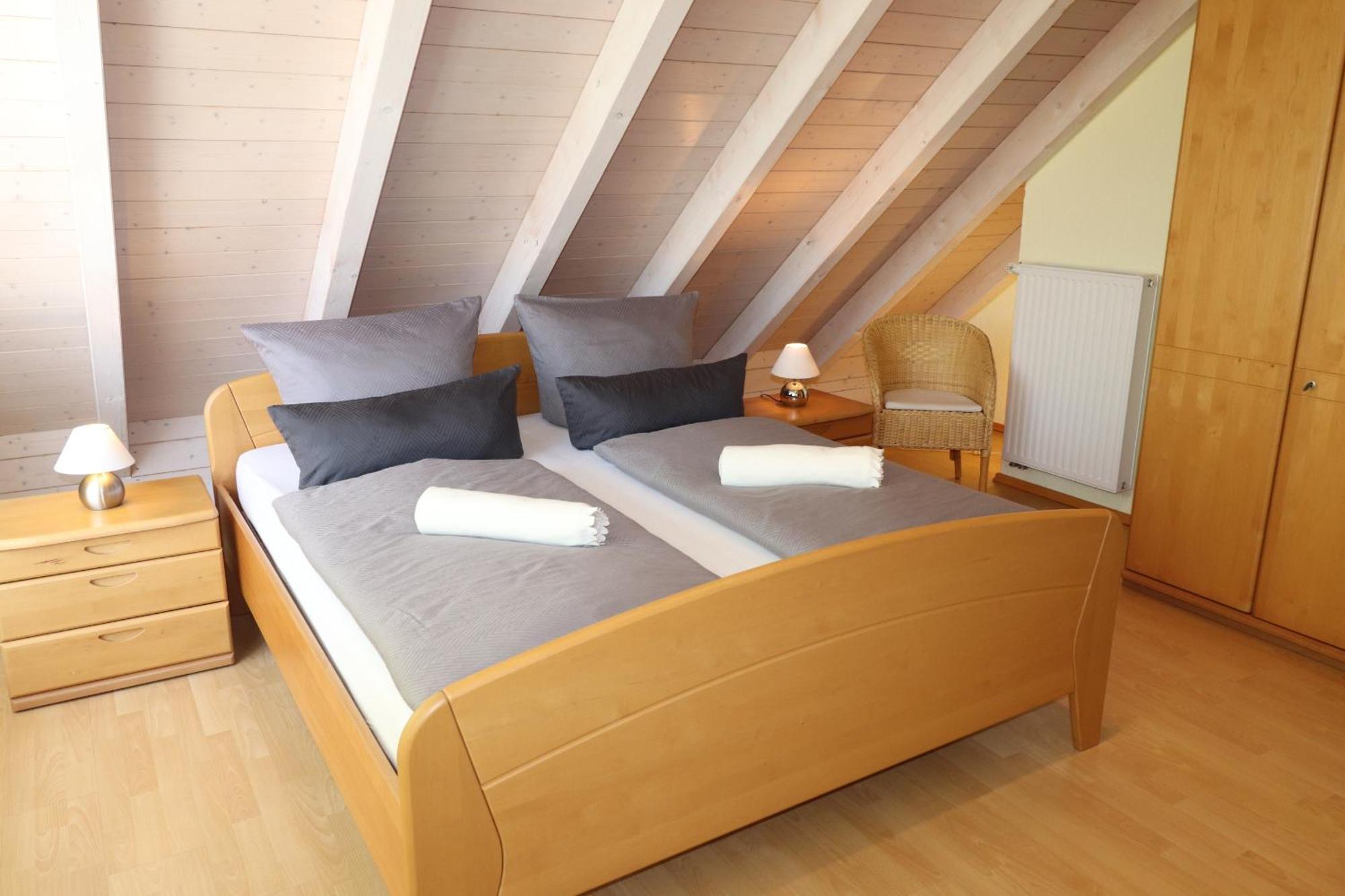 Gästehaus Mäder Am Hafen Uhldingen-Mühlhofen Zimmer foto