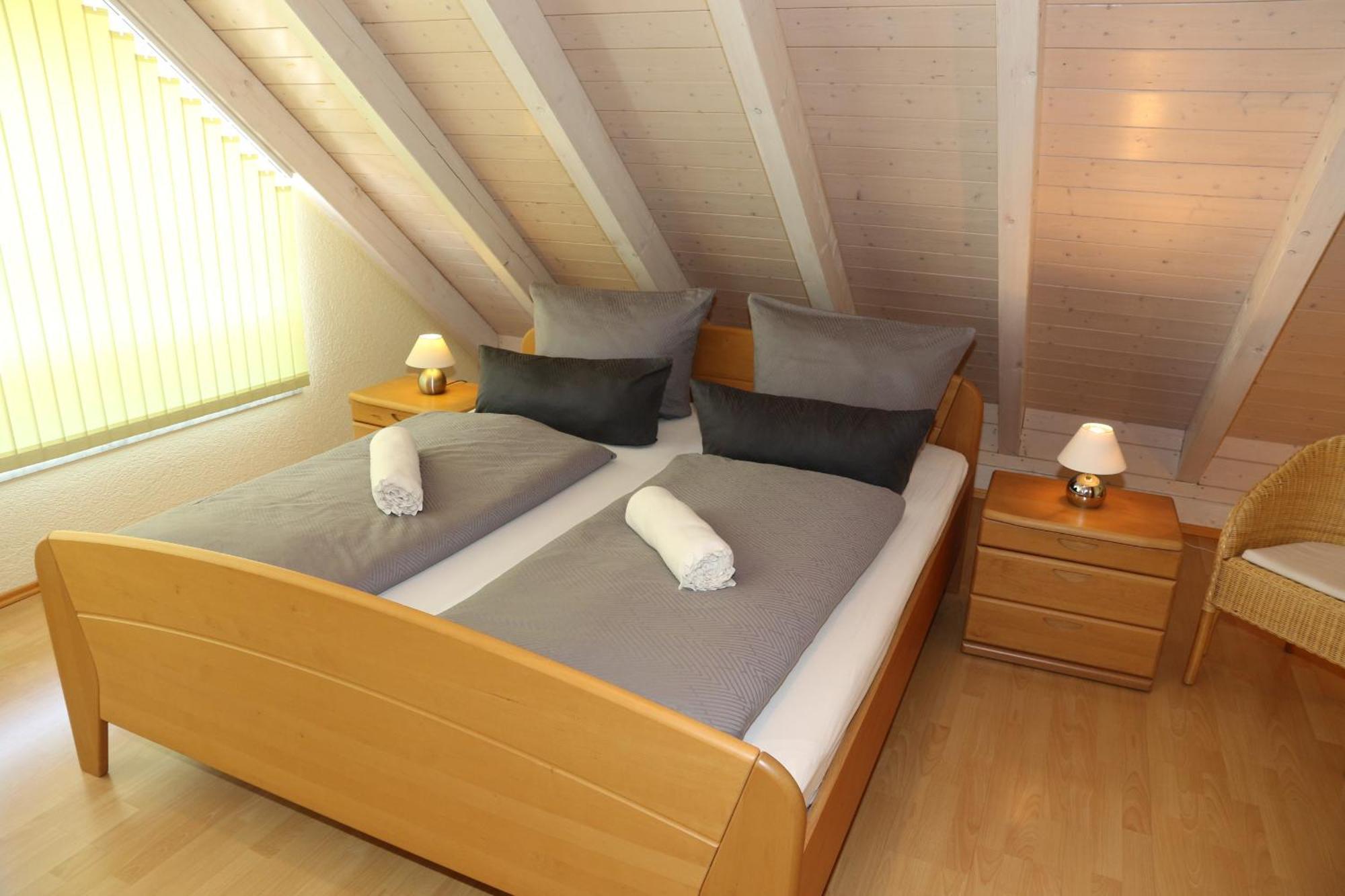 Gästehaus Mäder Am Hafen Uhldingen-Mühlhofen Zimmer foto