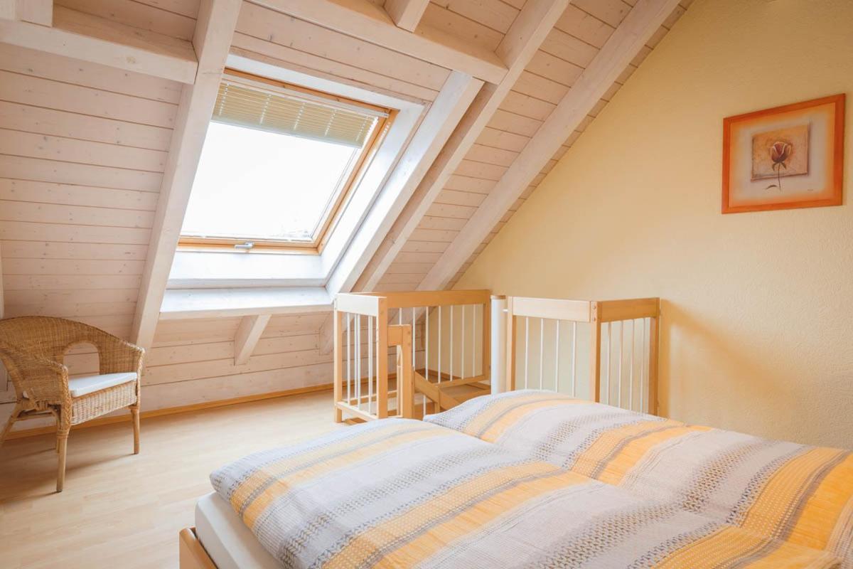 Gästehaus Mäder Am Hafen Uhldingen-Mühlhofen Zimmer foto